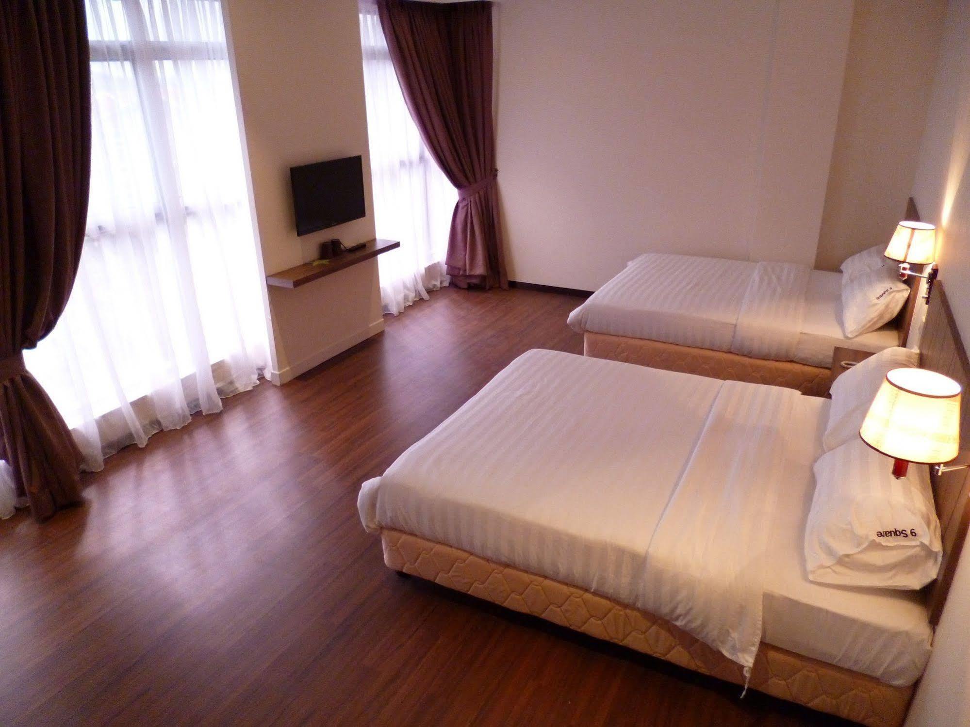 9 Square Hotel - Банги Экстерьер фото